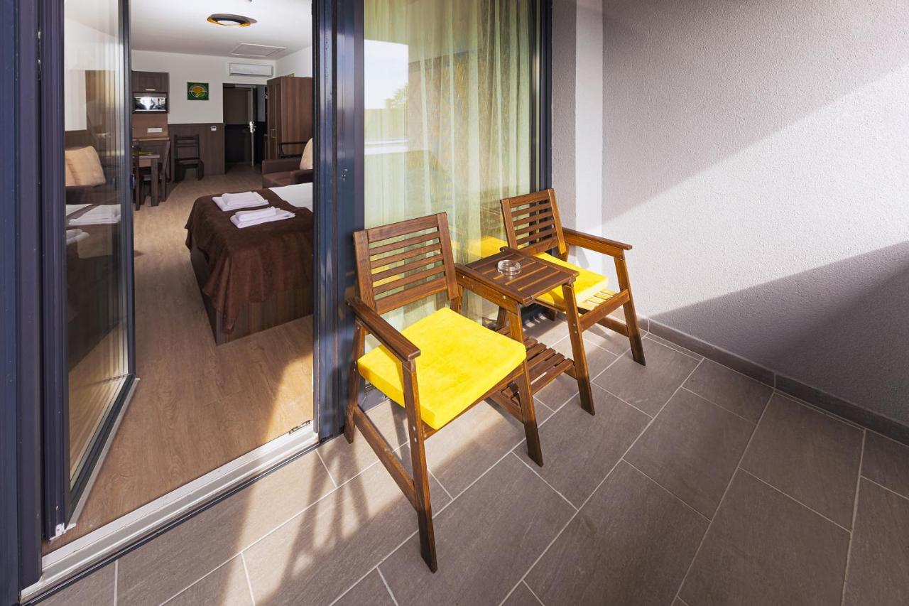 Park Hotel Buek-Buekfuerdo Екстер'єр фото