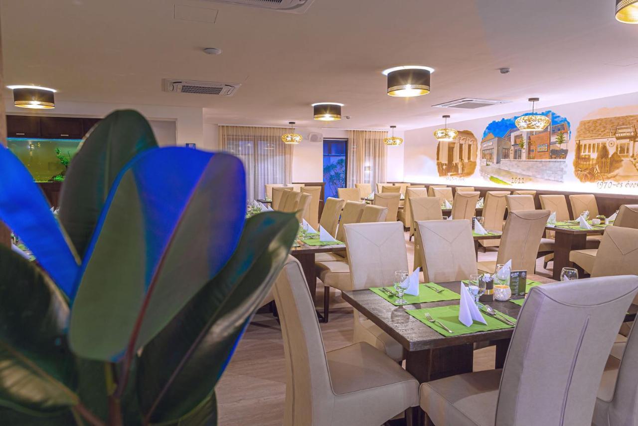 Park Hotel Buek-Buekfuerdo Екстер'єр фото