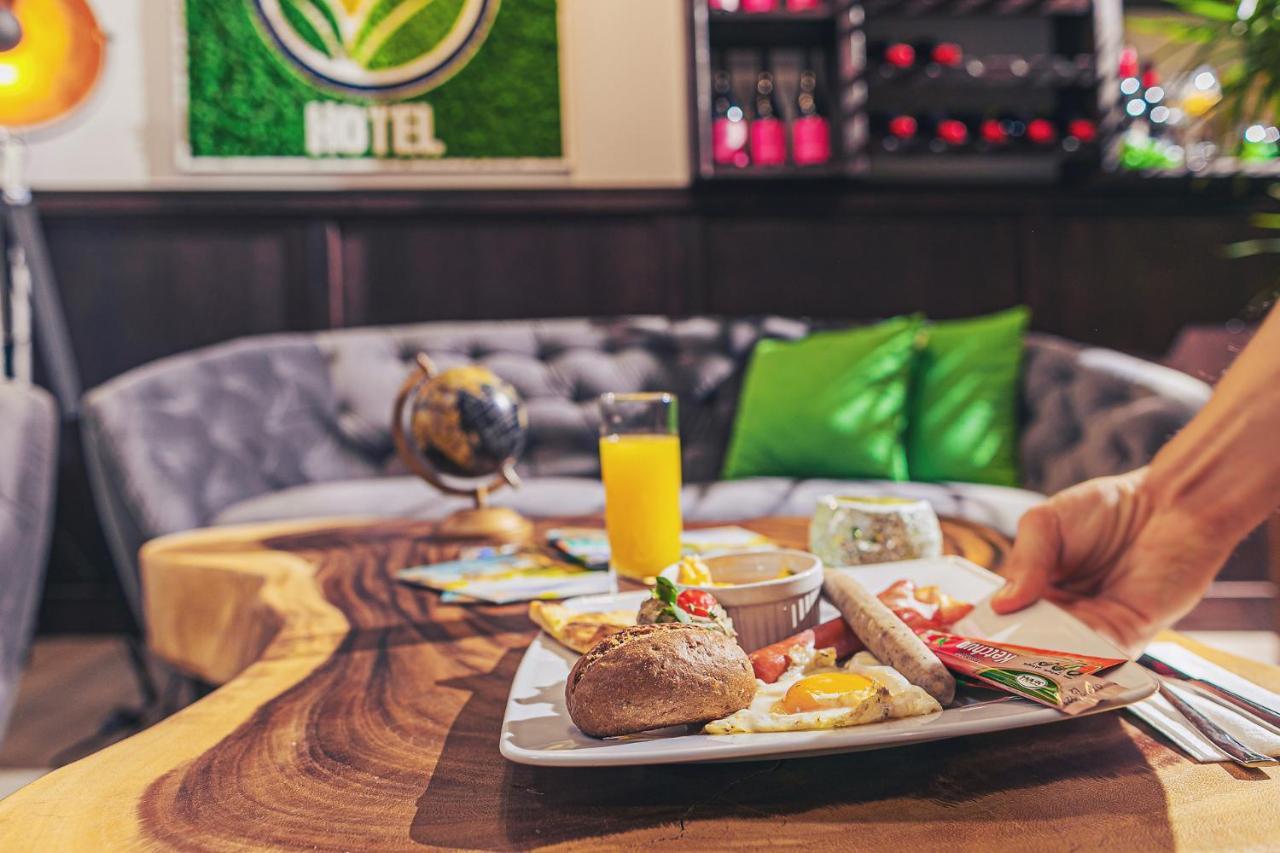 Park Hotel Buek-Buekfuerdo Екстер'єр фото